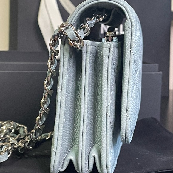 🚫Sold🚫 Chanel Caviar Quilted Mini Wallet On Chain WOC Light Blue - Picture 8 of 11